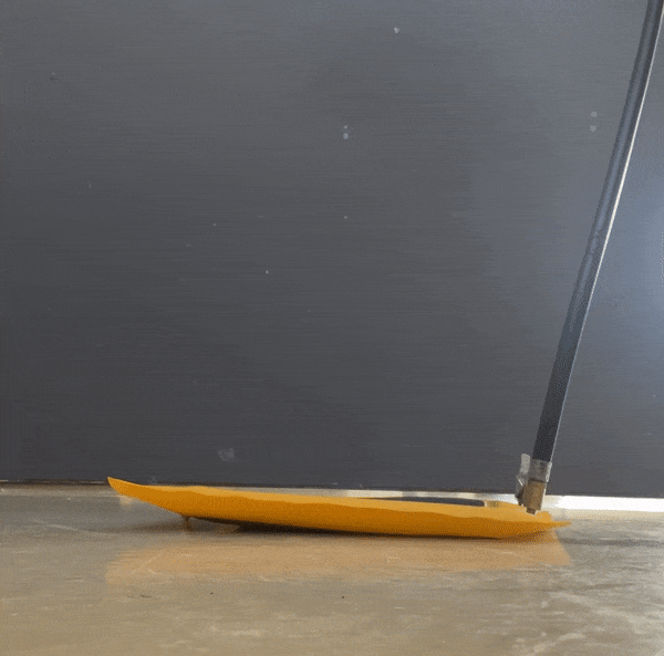Gonflage de deux carrés de TPU soudés avec drop-stitch : le carré reste plat